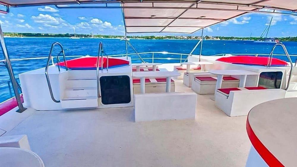 Cubierta privada de fiesta en barco en Punta Cana